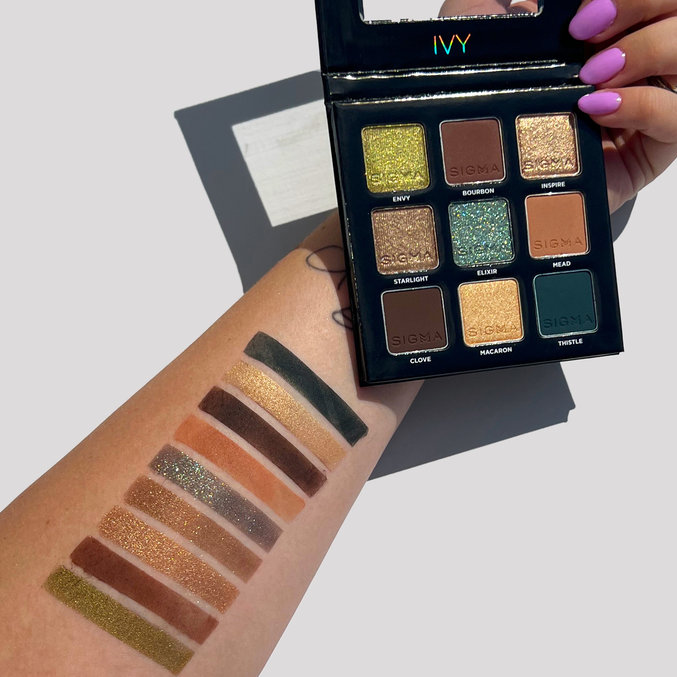 Eyeshadow Palette - IVY