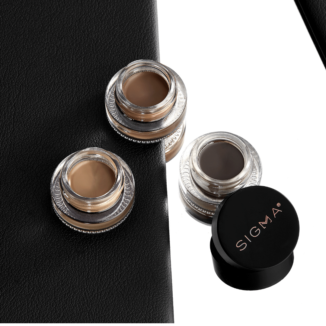 Define + Pose Brow Pomade