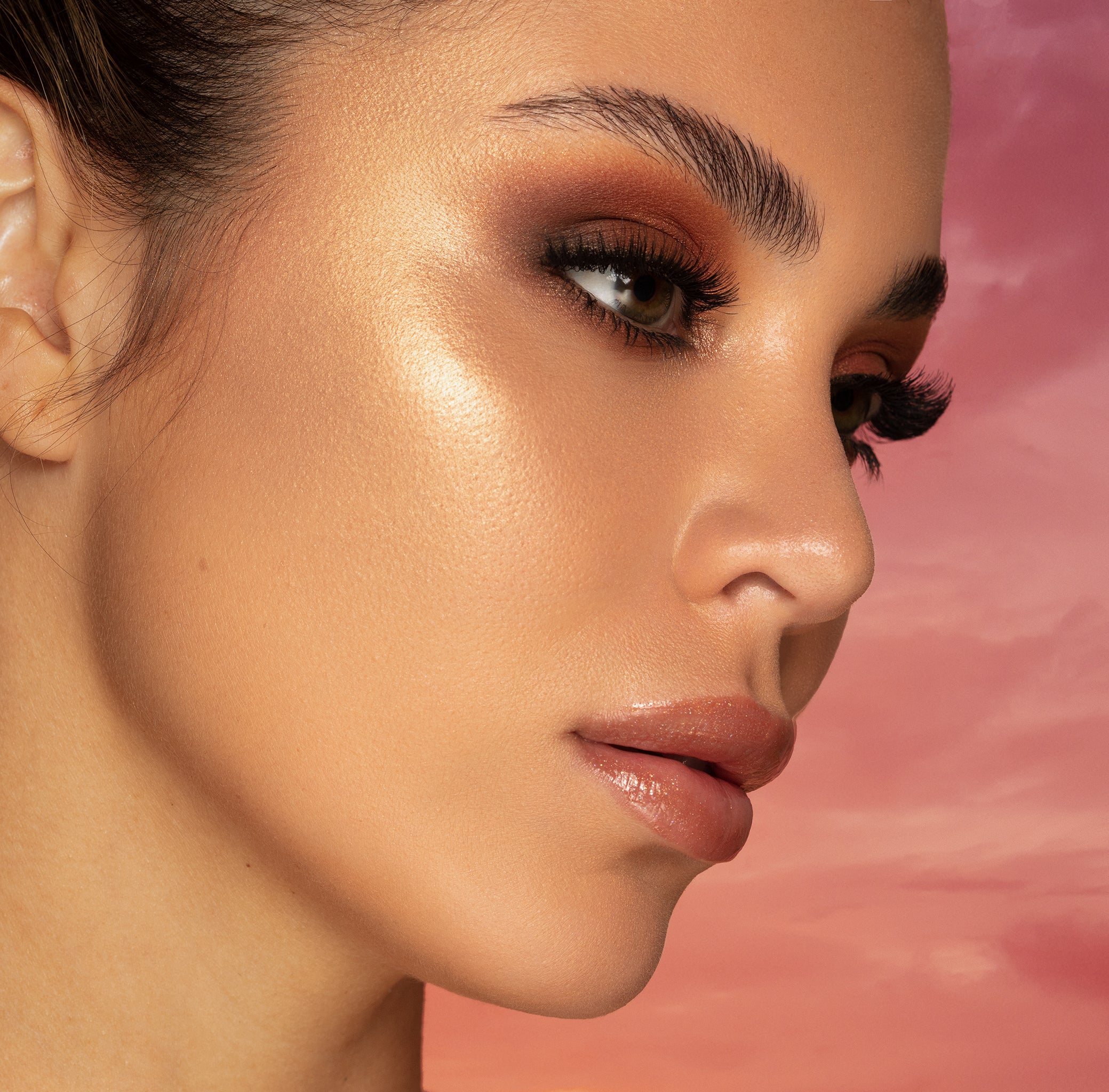 Glowkissed Highlighter Palette