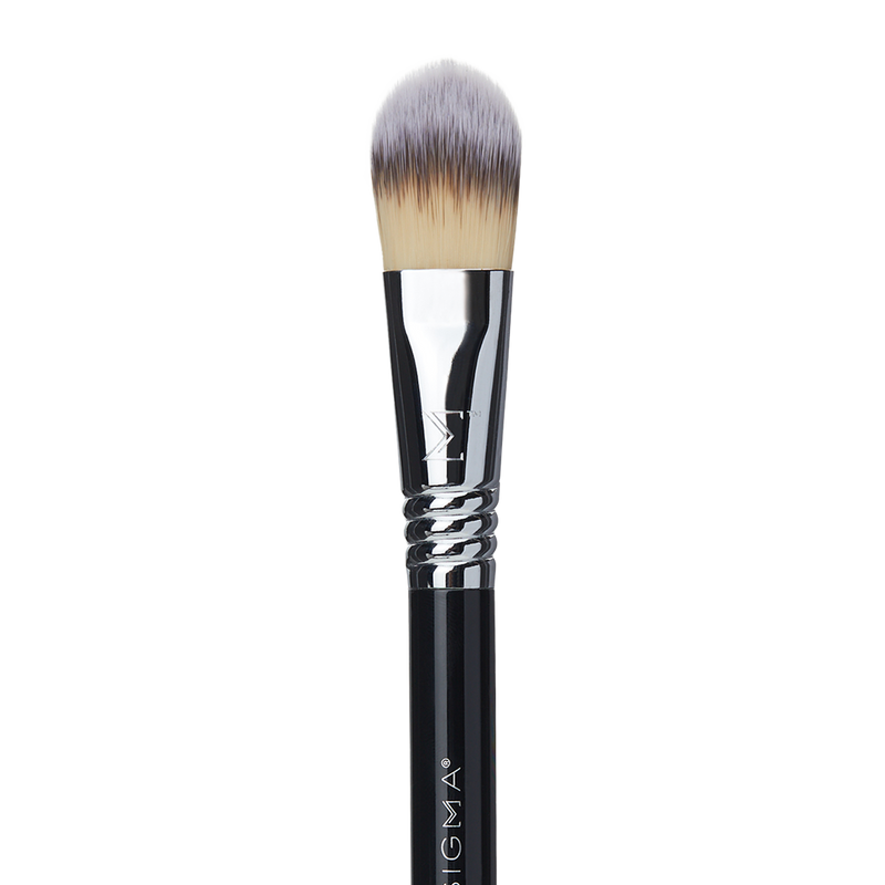 F60 - Foundation Brush