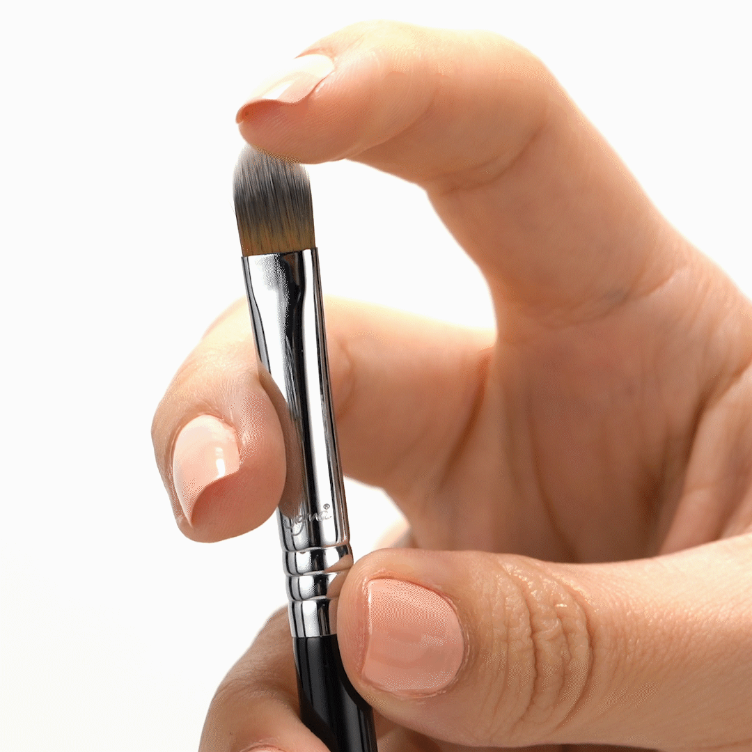 F70 - Concealer Brush