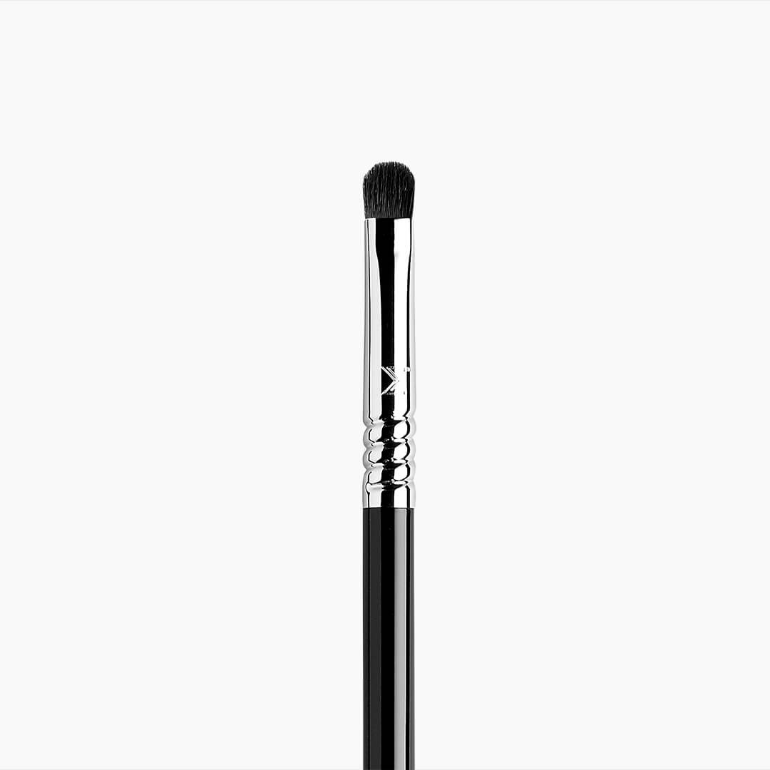 E21 - Smudge Brush