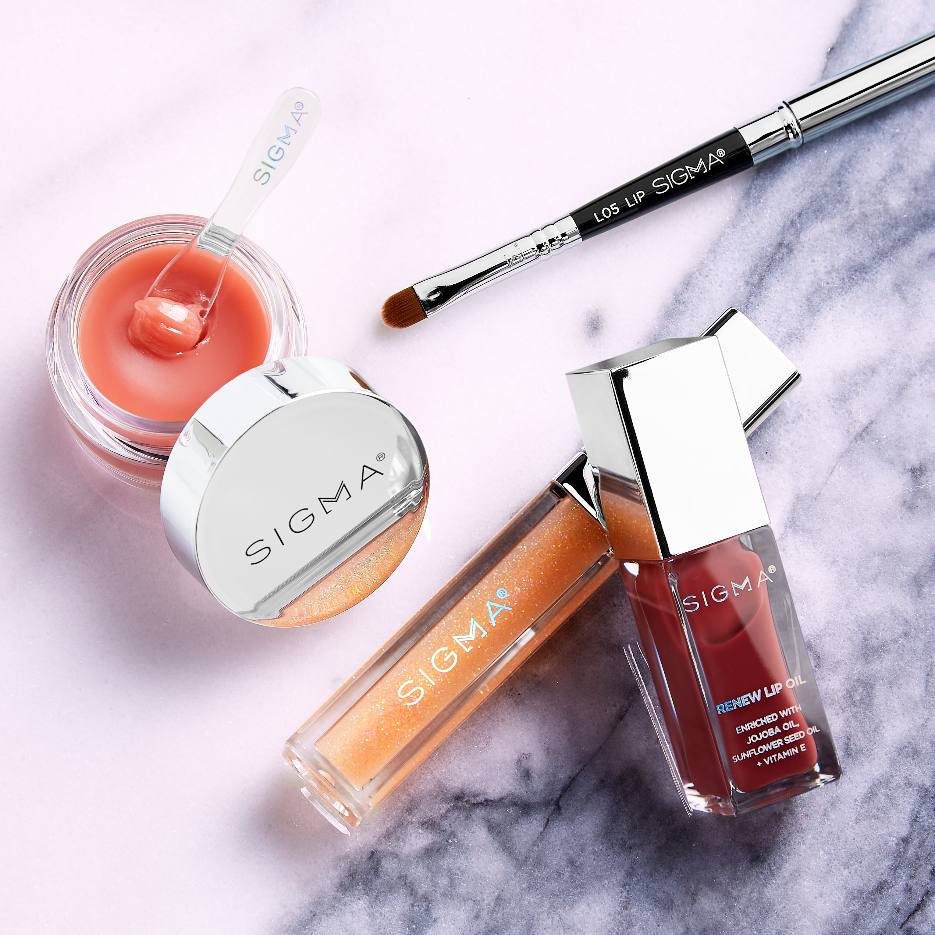L05 - Lip Brush
