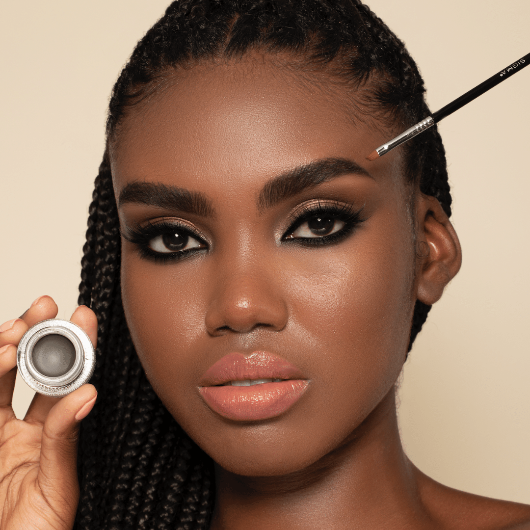 Define + Pose Brow Pomade